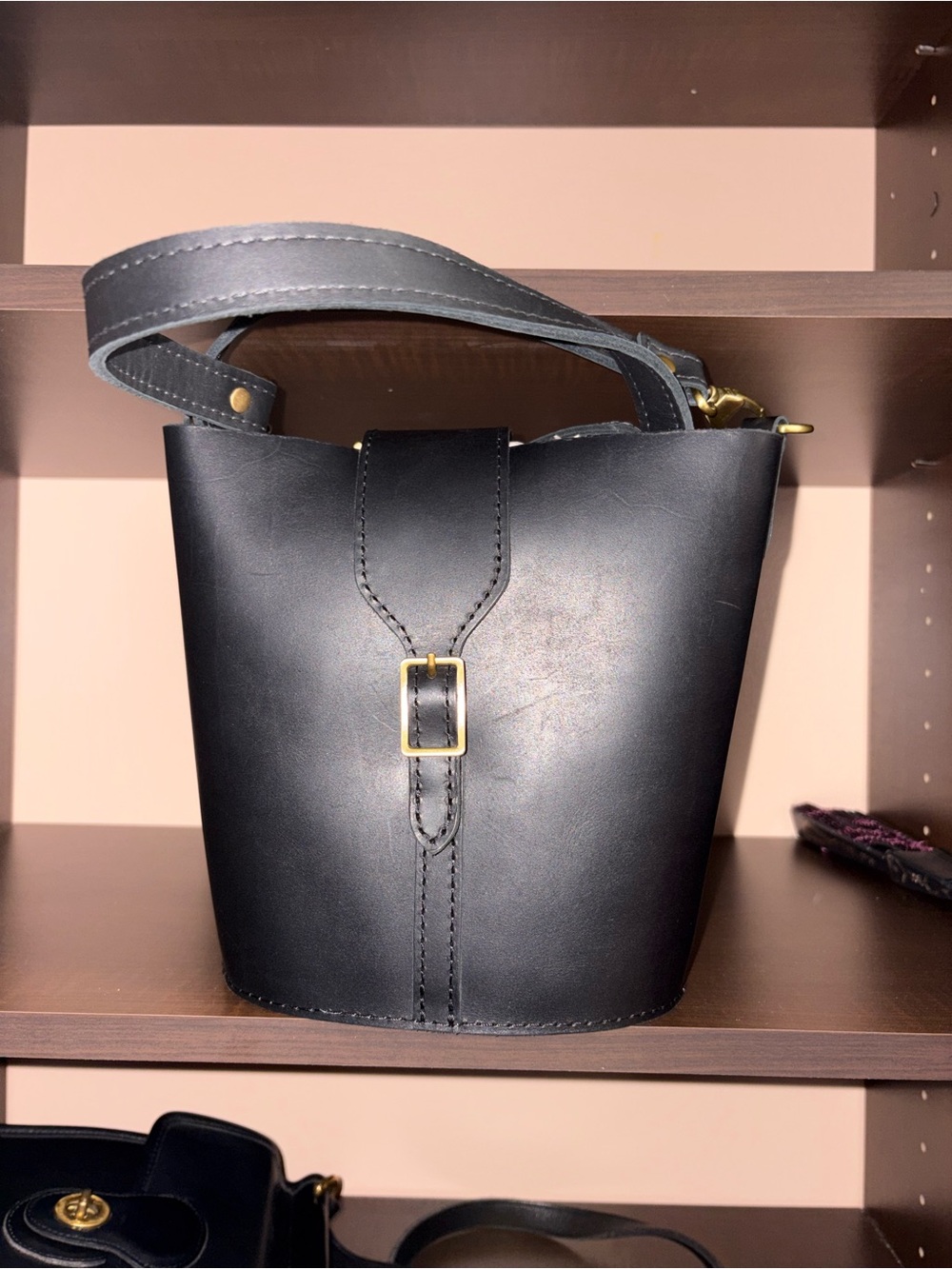 Portland leather small Polly bucket